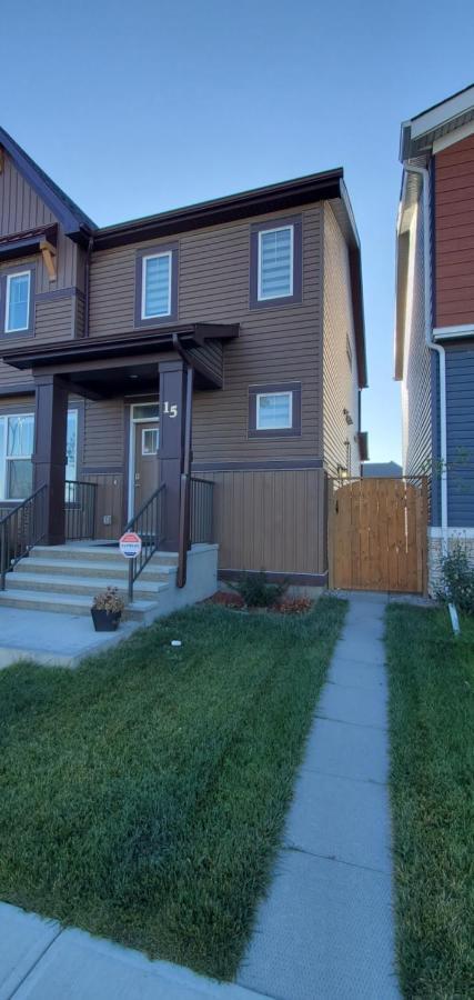 Delightful 1-Bedroom Private Suite In A New Home YYC Eksteriør bilde